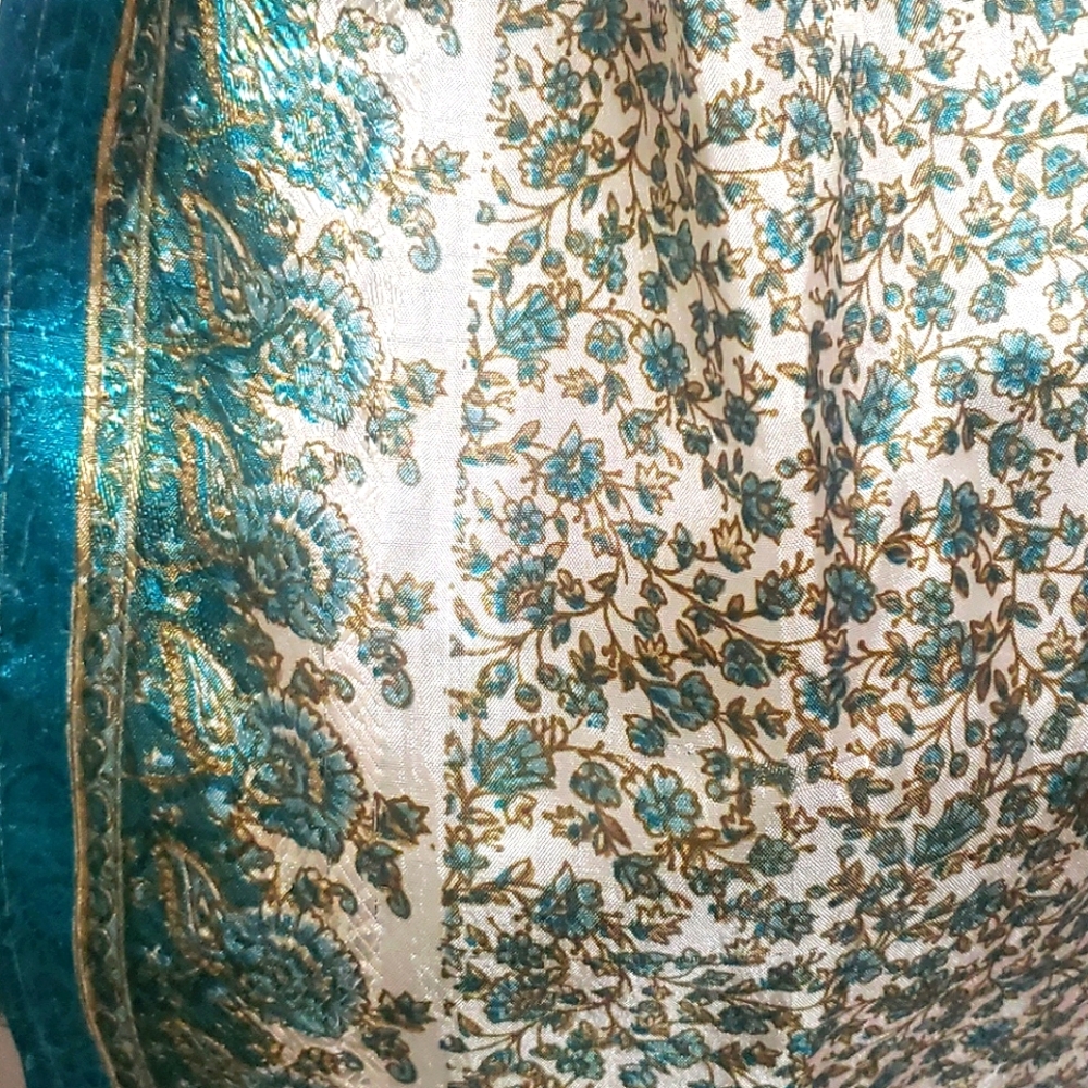 Jedzebel Silk Dress - Picture 5 of 6